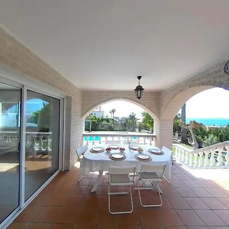 Con Piscina Y Panoramicas Al Mar By Host&joy 别墅 滨海略雷特