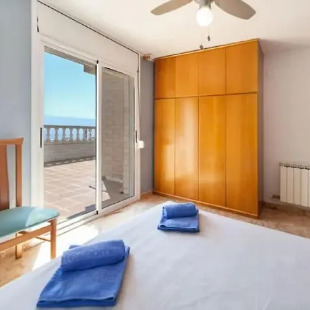 Con Piscina Y Panoramicas Al Mar By Host&joy 别墅 滨海略雷特